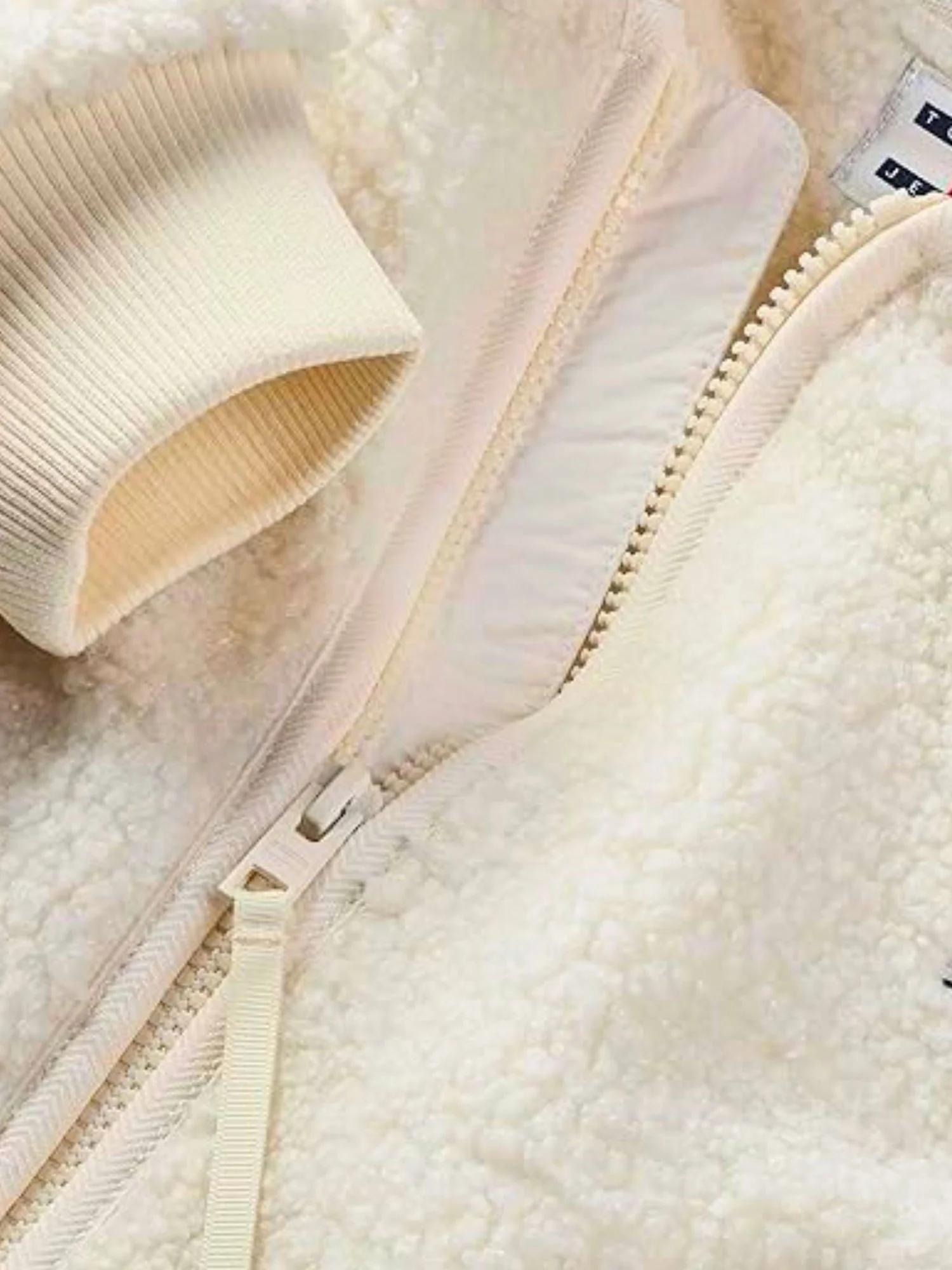 Bomber teddy crema - Image 4