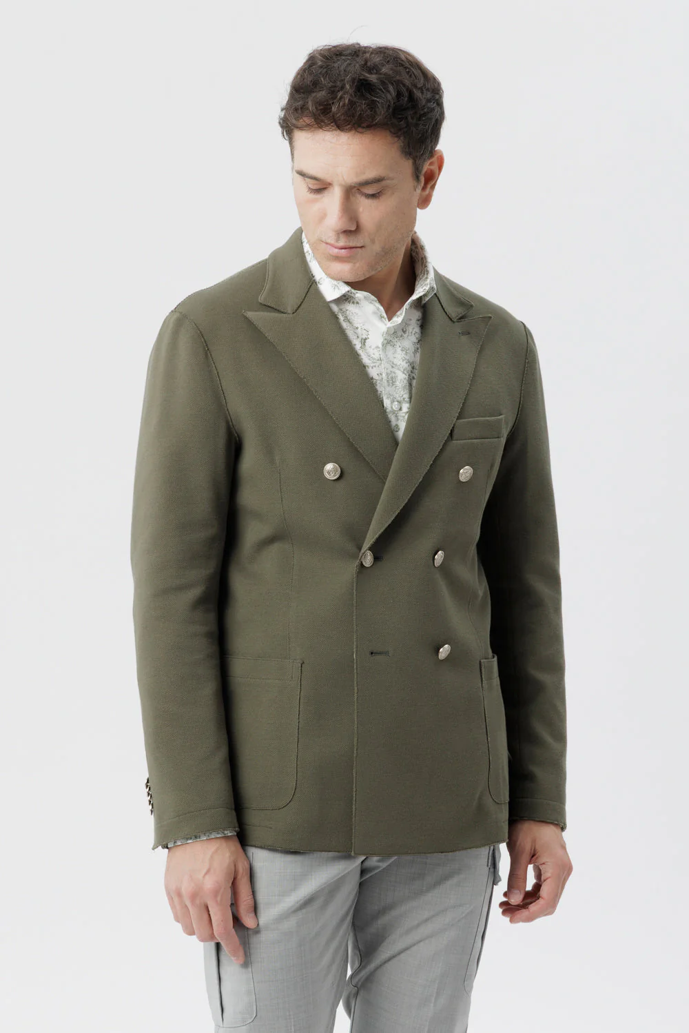 Giacca Siracusa doppiopetto in cotone stretch con taglio vivo e tasche applicate verde militare