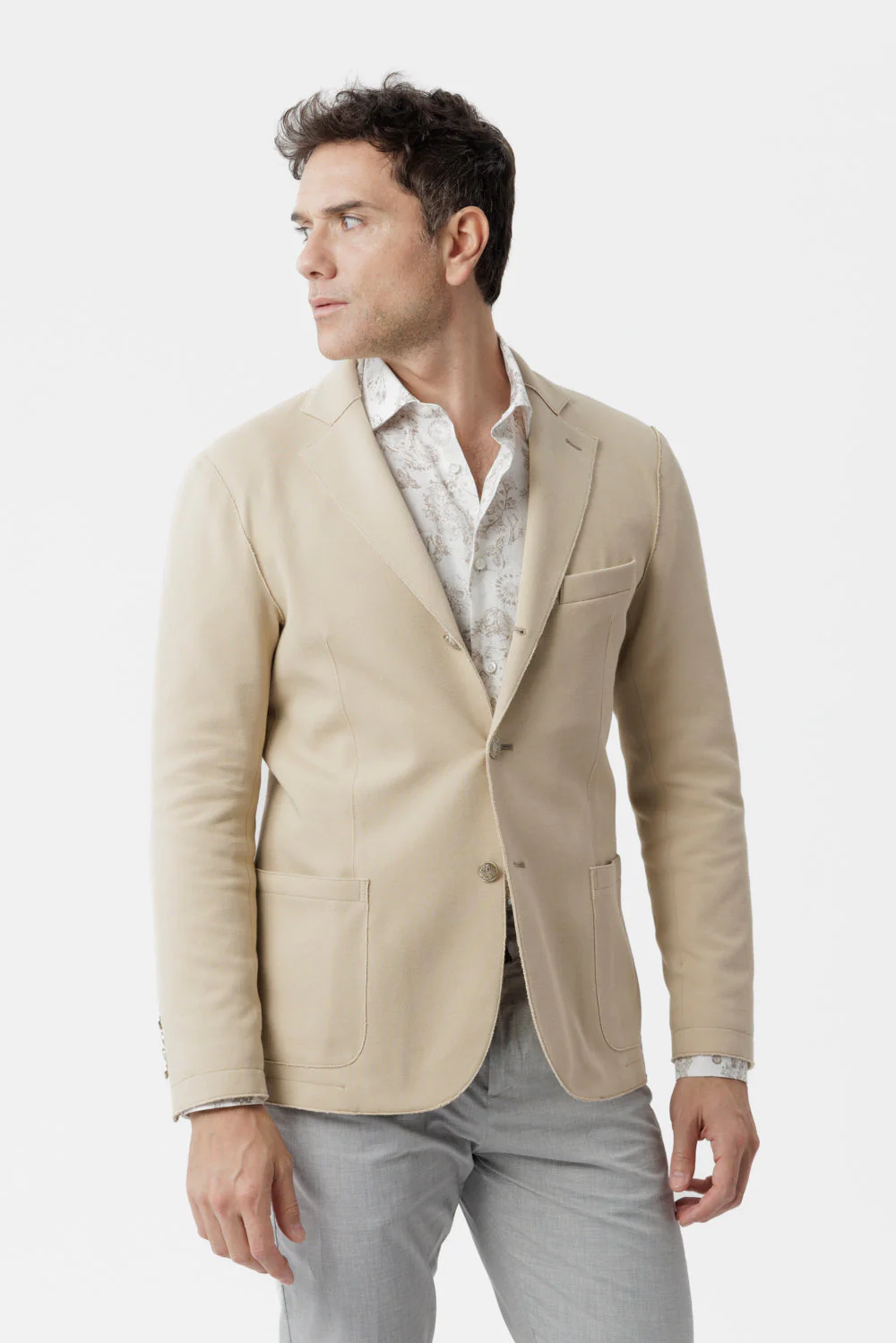 Giacca Taormina decostruita monopetto taglio vivo beige