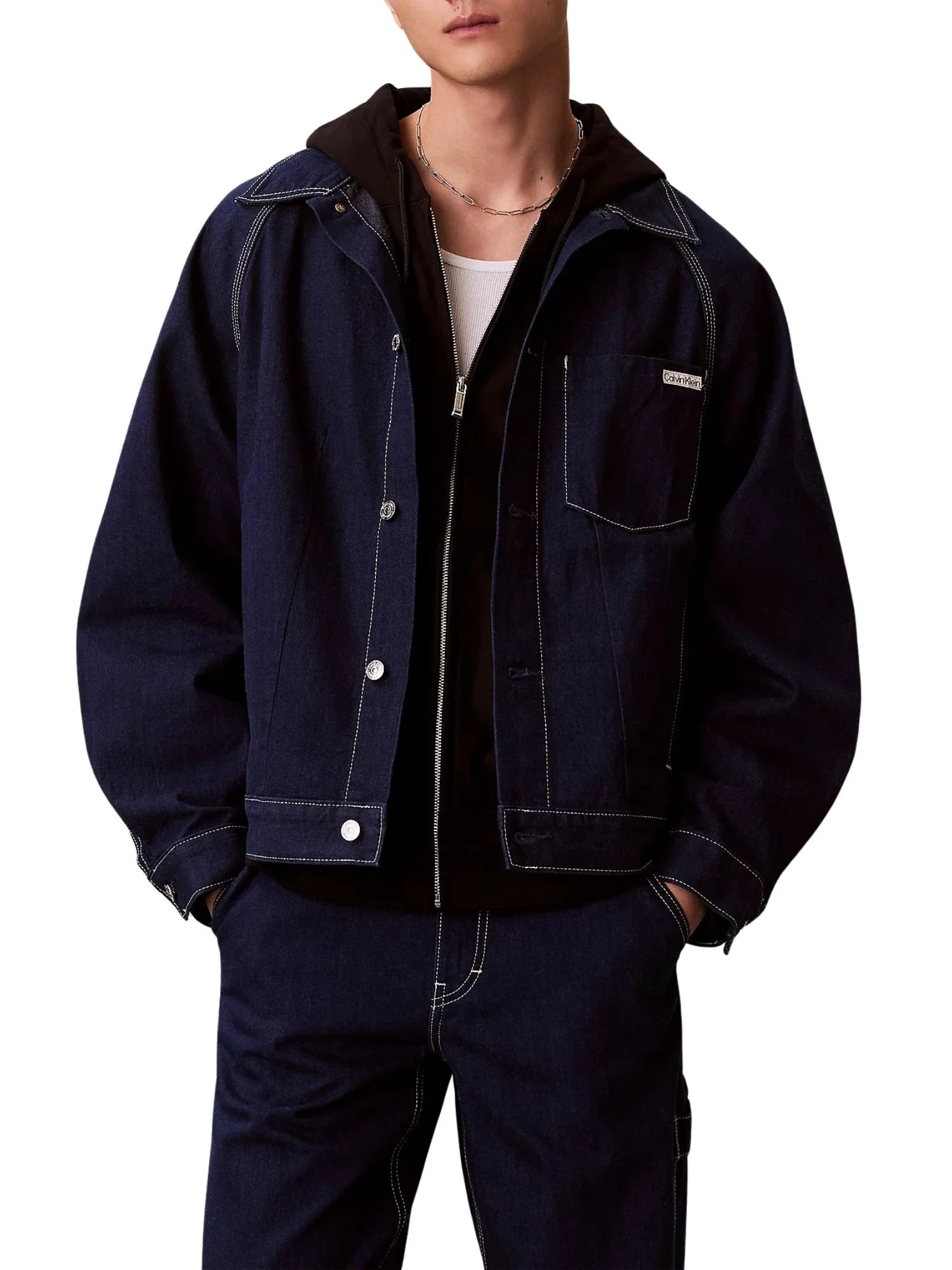 Giubbino con bottoni Calvin Klein Jeans modello darted workwear denim scuro