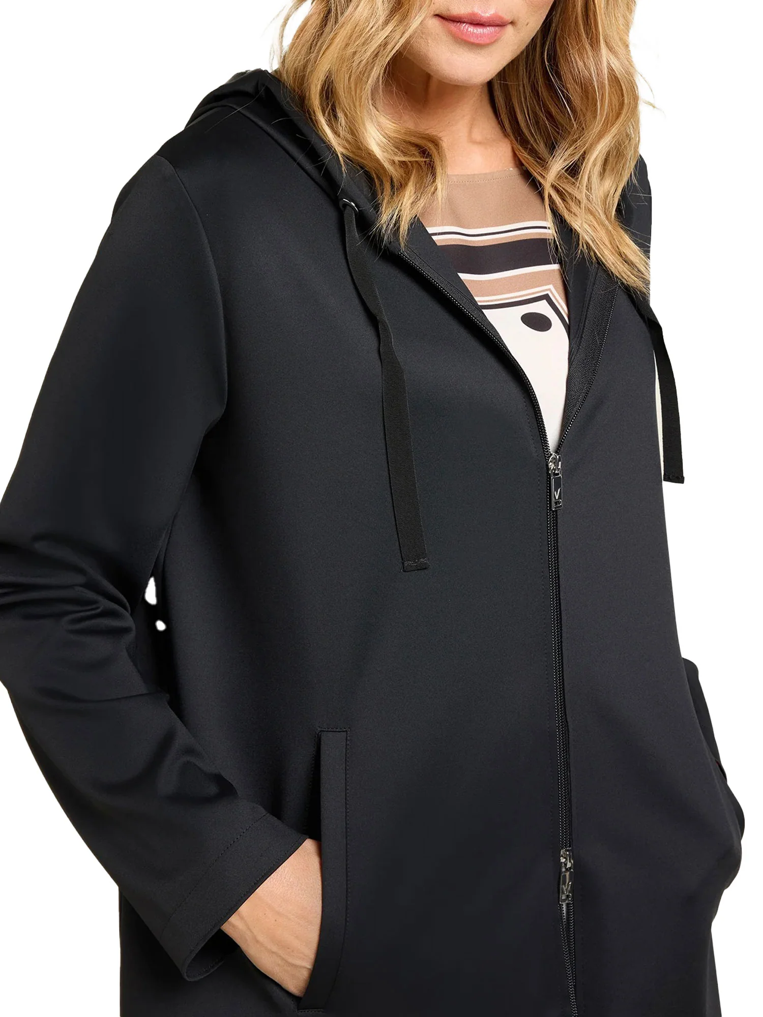 Giubbino Luisa Viola Donna con zip e cappuccio tecnostretch nero