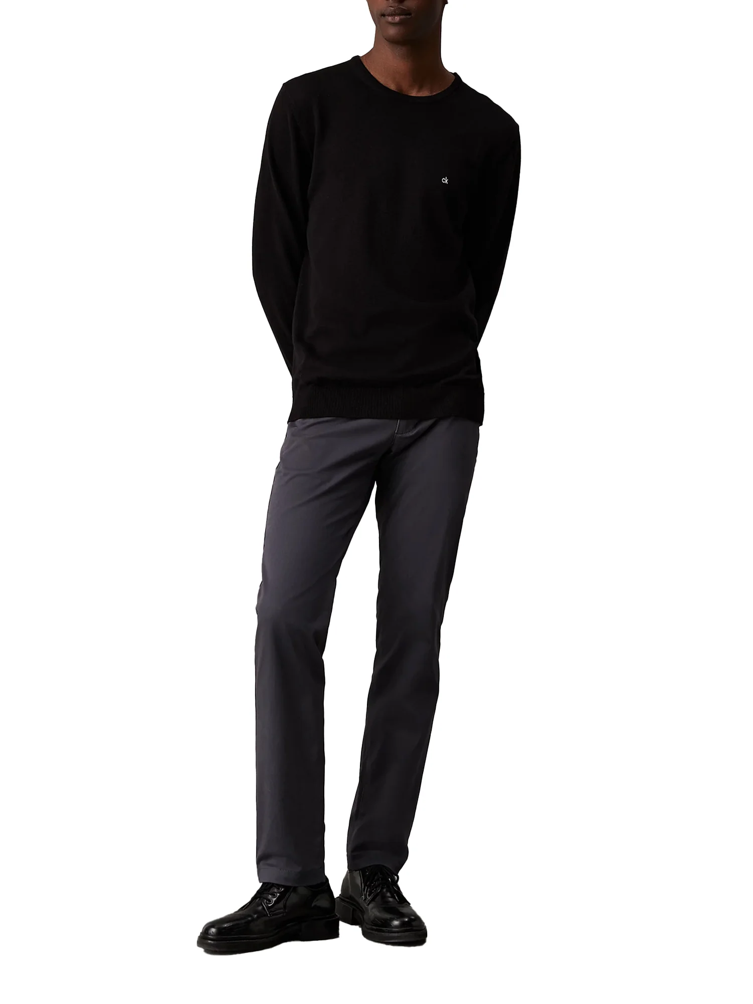 Maglione girocollo in cotone misto seta con logo ricamato nero - Image 4