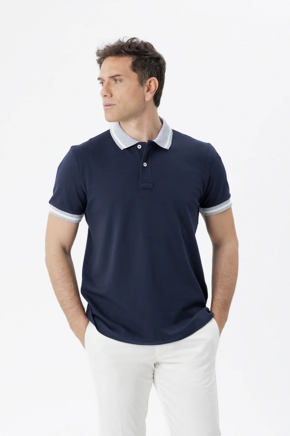 Polo con dettagli a contrasto blu