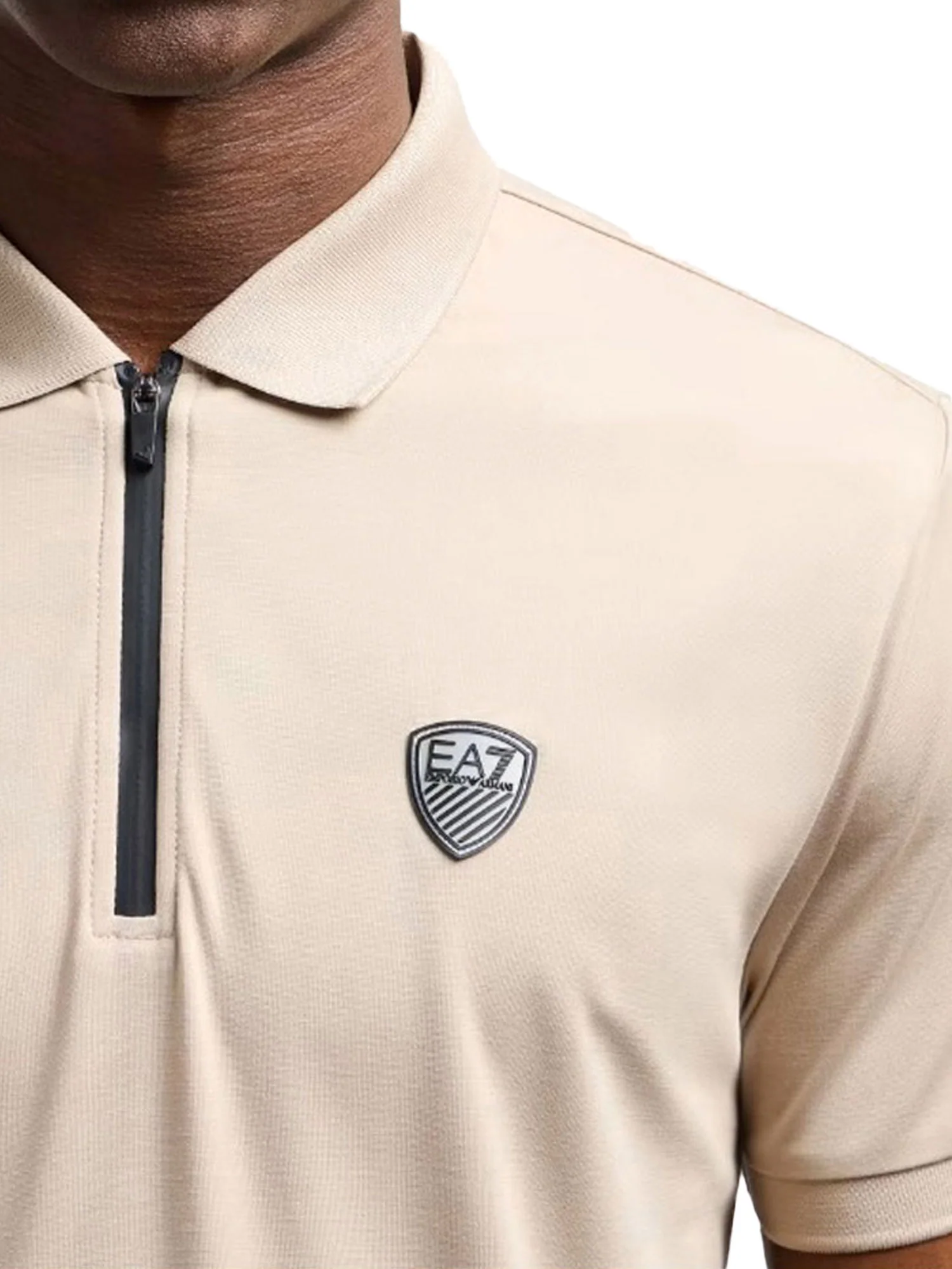 Polo EA7 uomo con zip manica corta jersey beige - Image 3