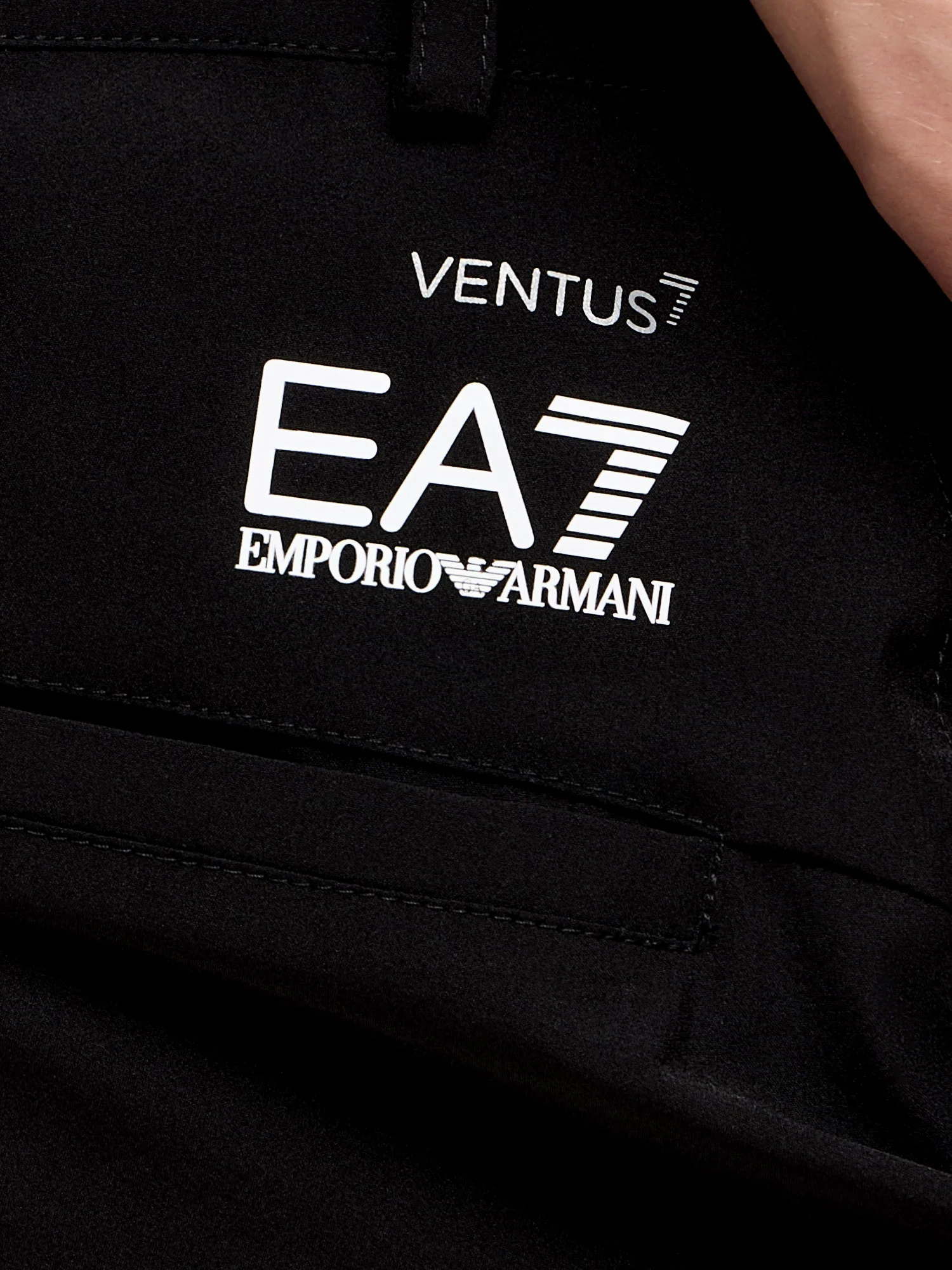 Short EA7 uomo Chino nero - Image 3