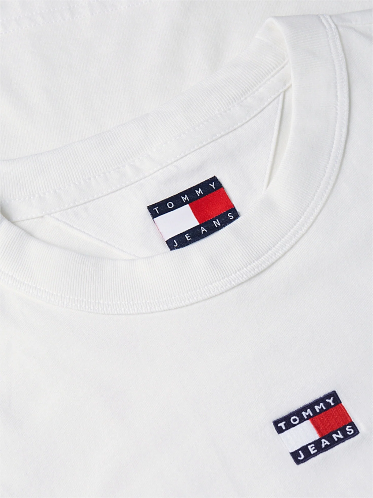 T-shirt con maniche corte modello box badge ecrù - Image 4