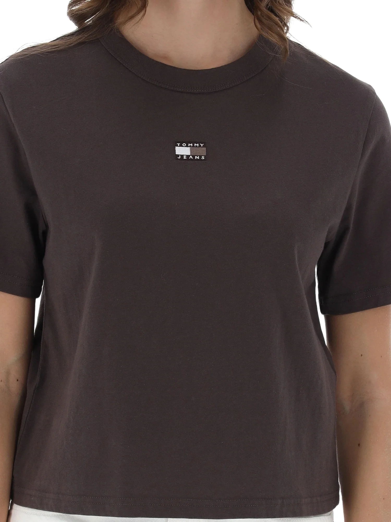 T-shirt con maniche corte modello box badge moro - Image 3