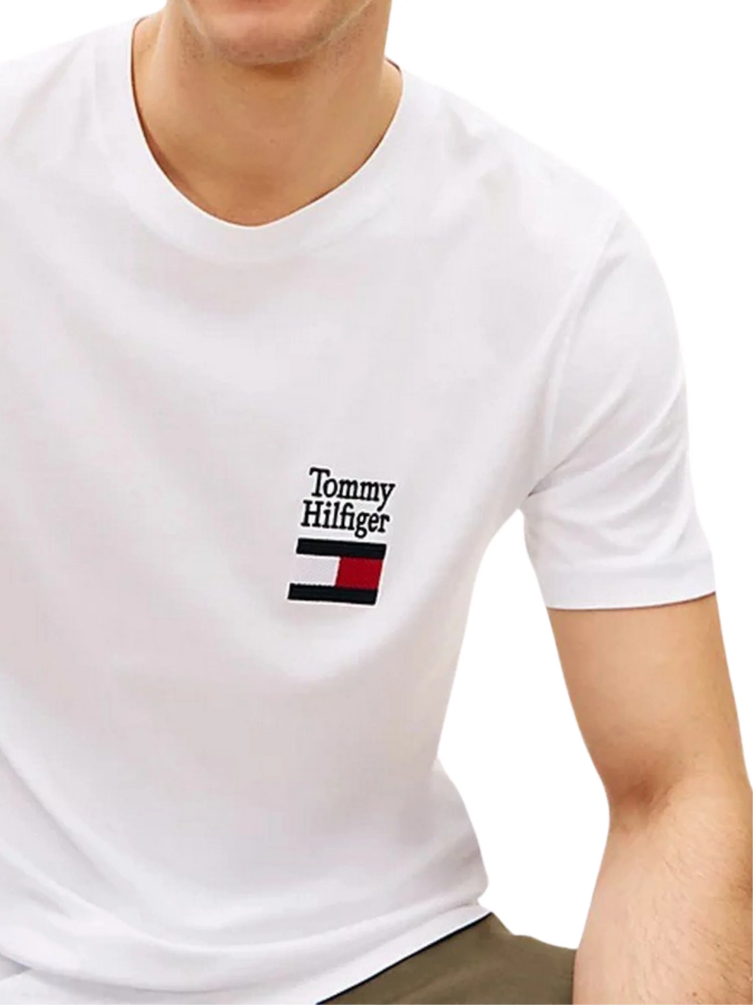 T-shirt con maniche corte Tommy Hilfiger modello brand love bianco - Image 4