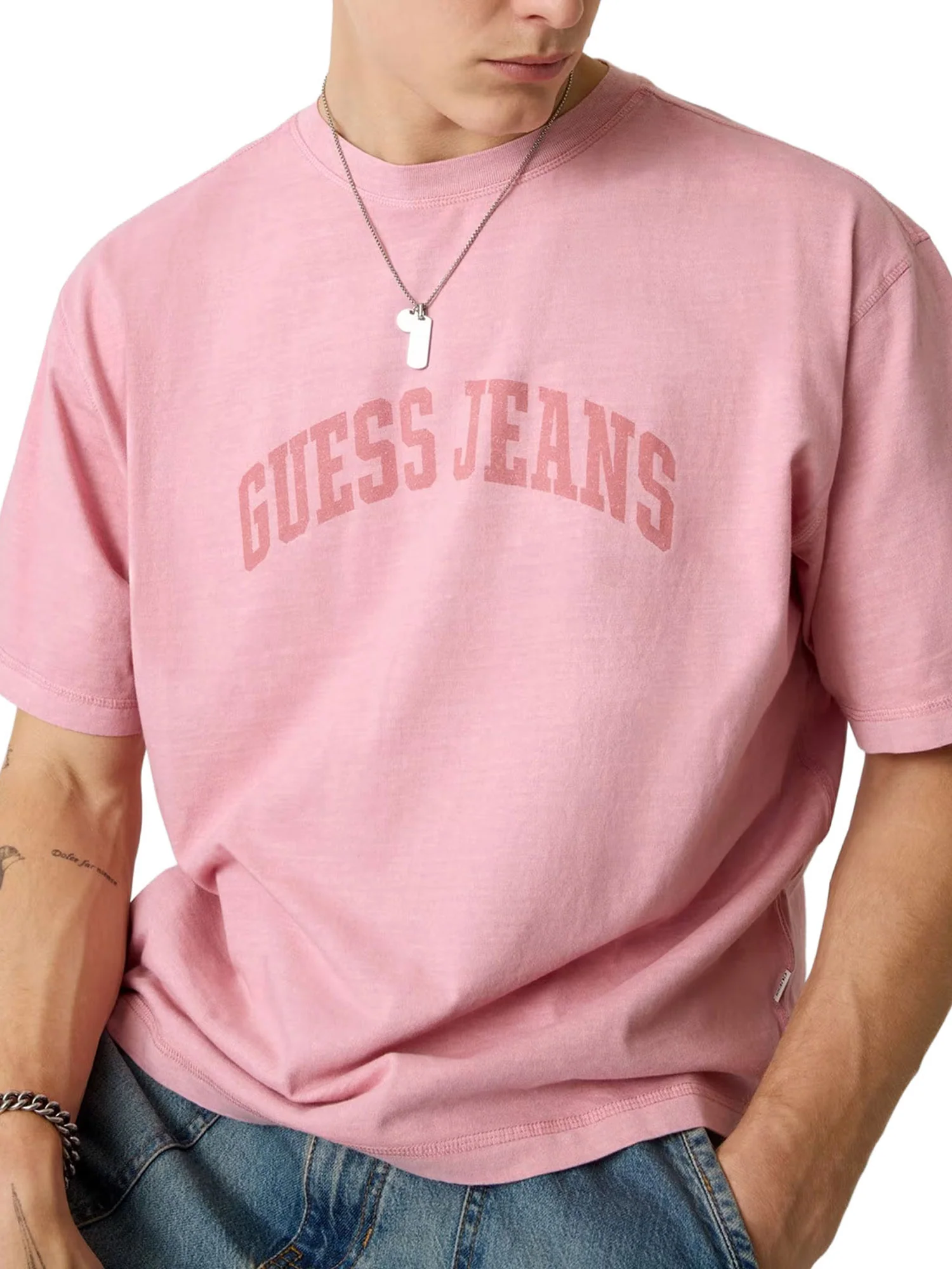 T-shirt Guess uomo manica corta Boxy Cropped rosa - Image 3
