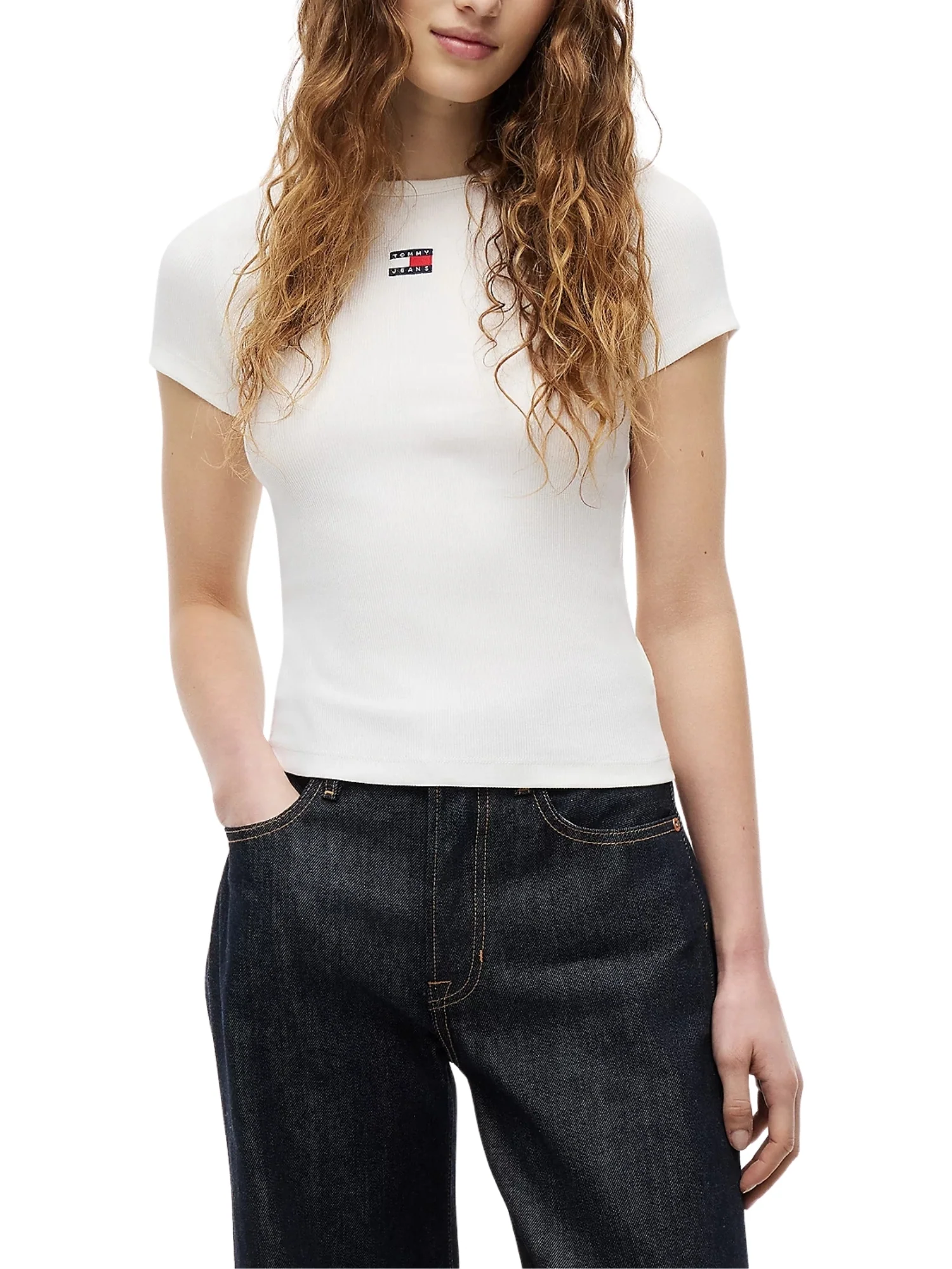 T-shirt con maniche corte modello mc slim badge ecrù