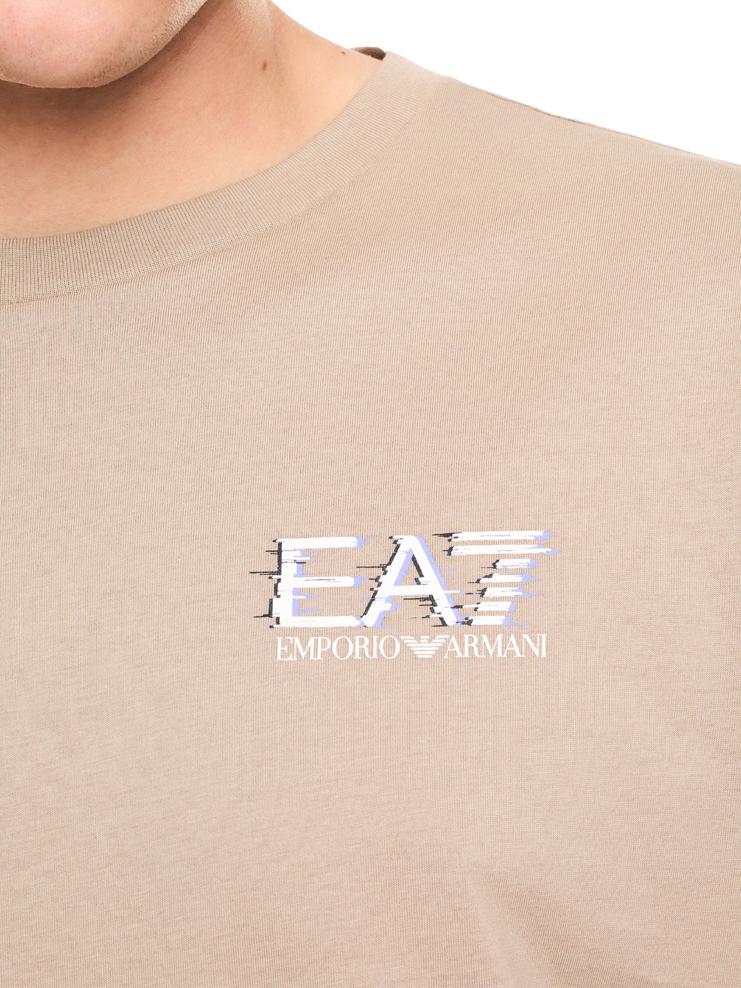T-shirt EA7 uomo manica corta special logo sabbia - Image 3