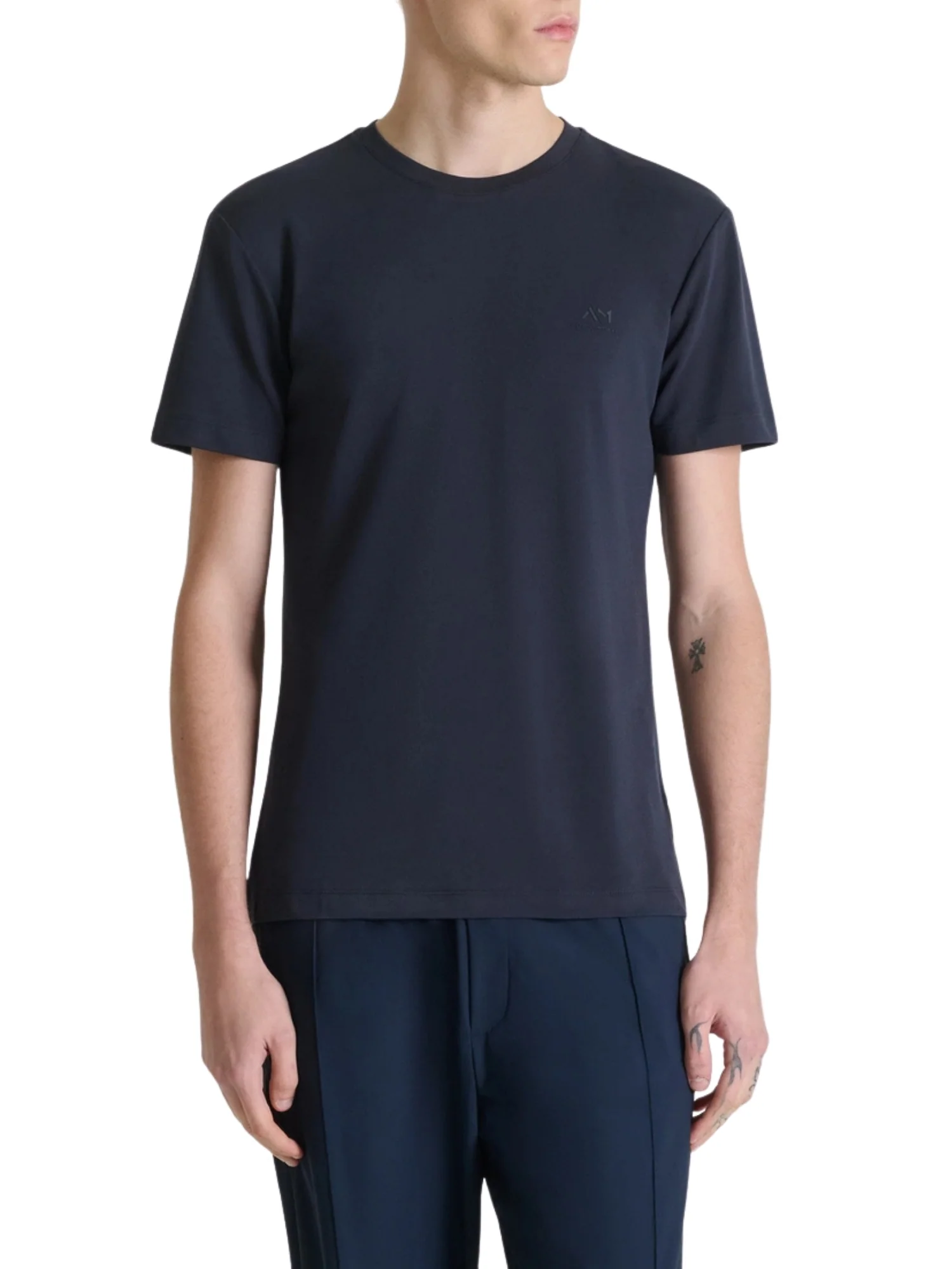 T-shirt con maniche corte modello super slim fit blu