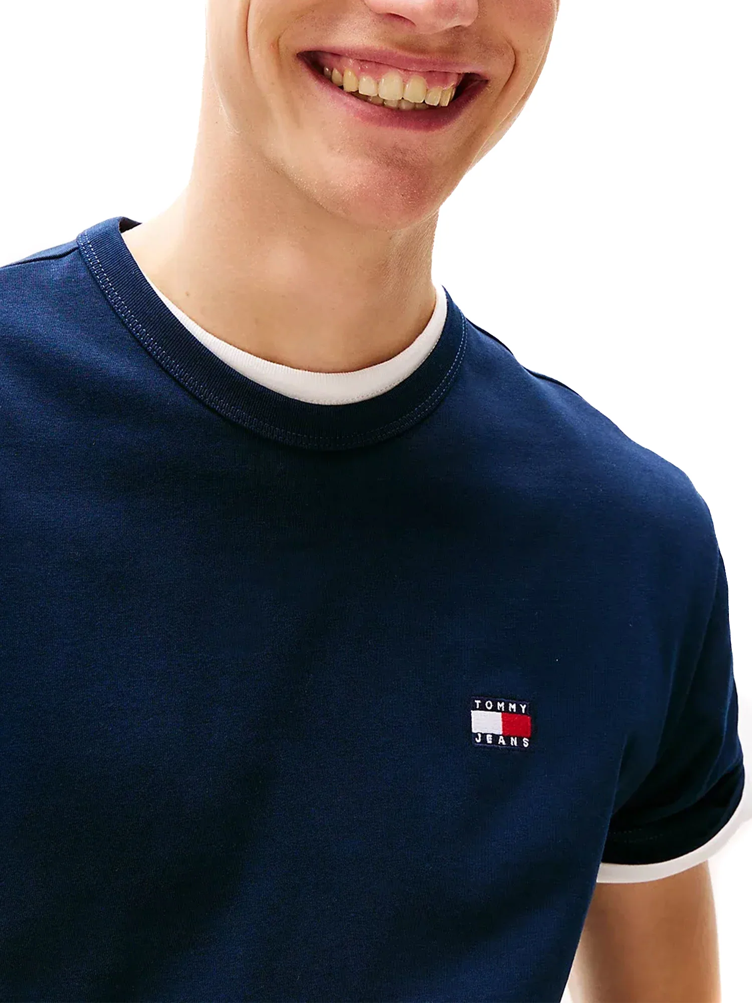 T-shirt maniche corte con badge frontale blu - Image 2