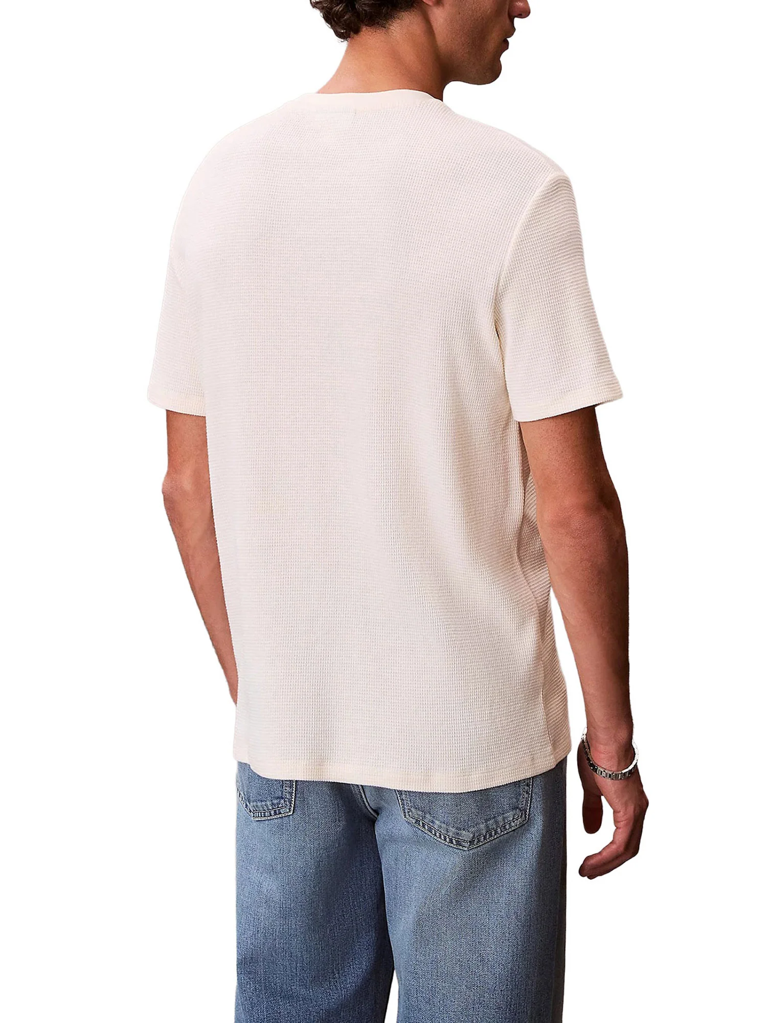 T-shirt Calvin Klein Jeans Uomo manica corta waffle badge Panna - Image 2